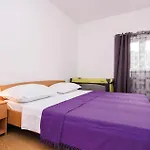 Apartman With Sea View 10
