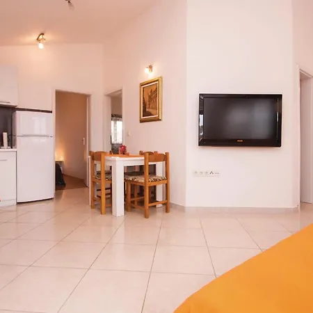 Dolac With Sea View 10 Apartment