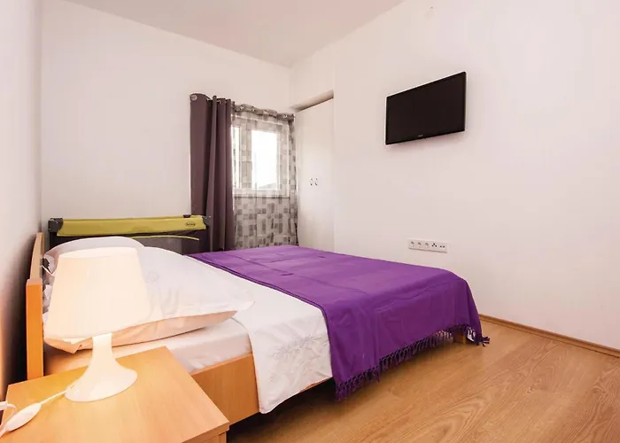 Dolac With Sea View 10 דירה *